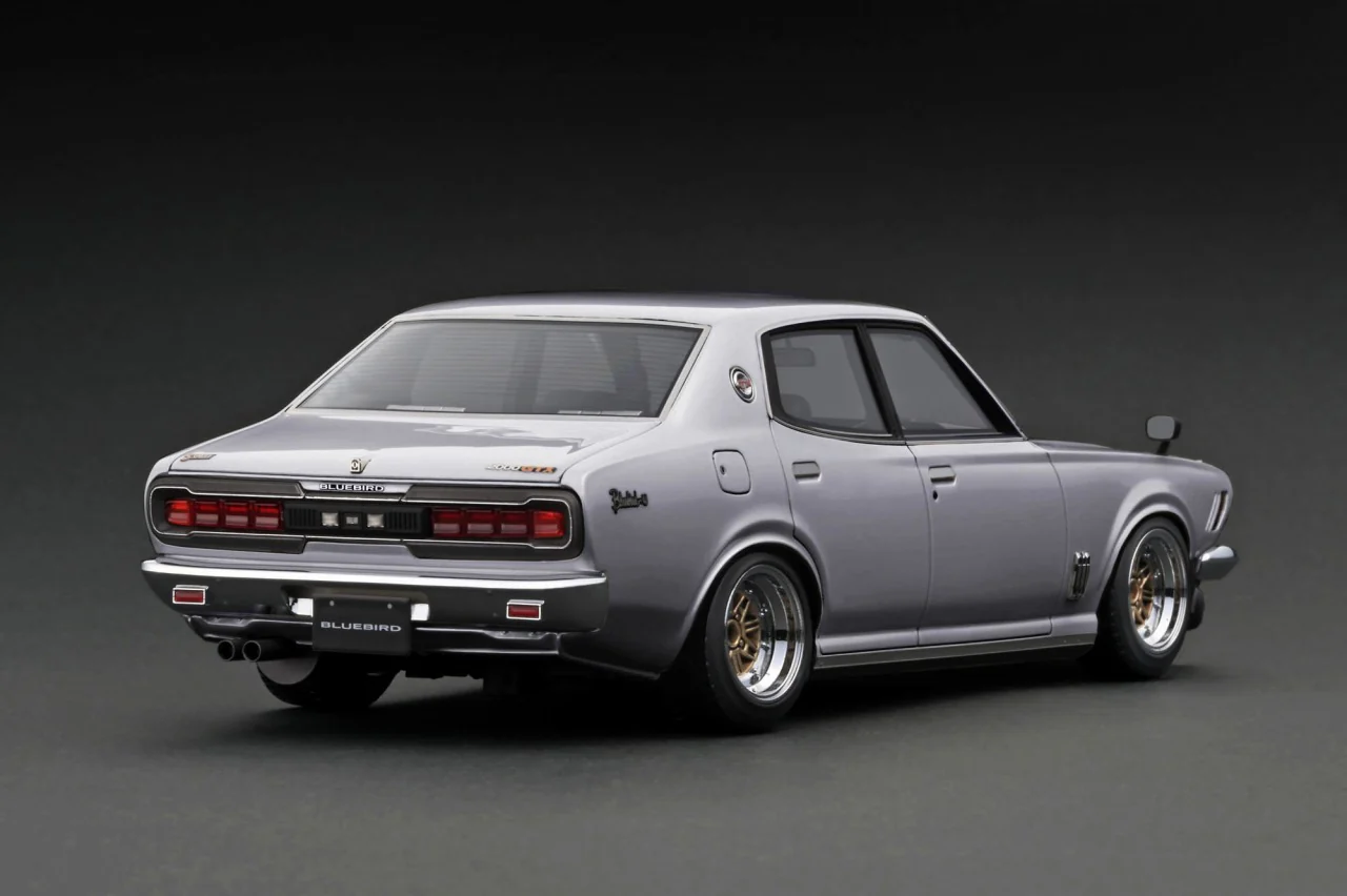 Ignition Model 1:18 Nissan Bluebird U 2000GTX (G610) in Silver - Image 2