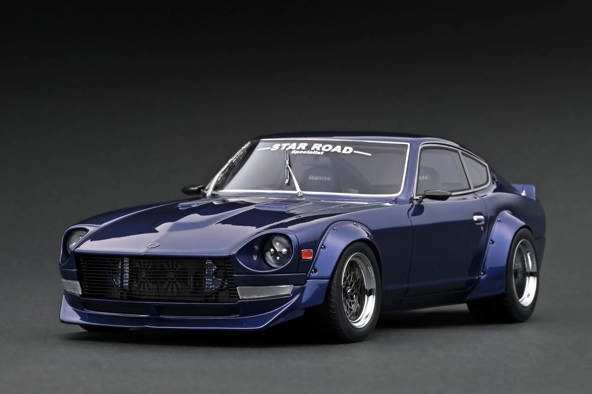 Ignition Model 1:18 Nissan Fairlady Z (S30) STAR ROAD in Blue Metallic