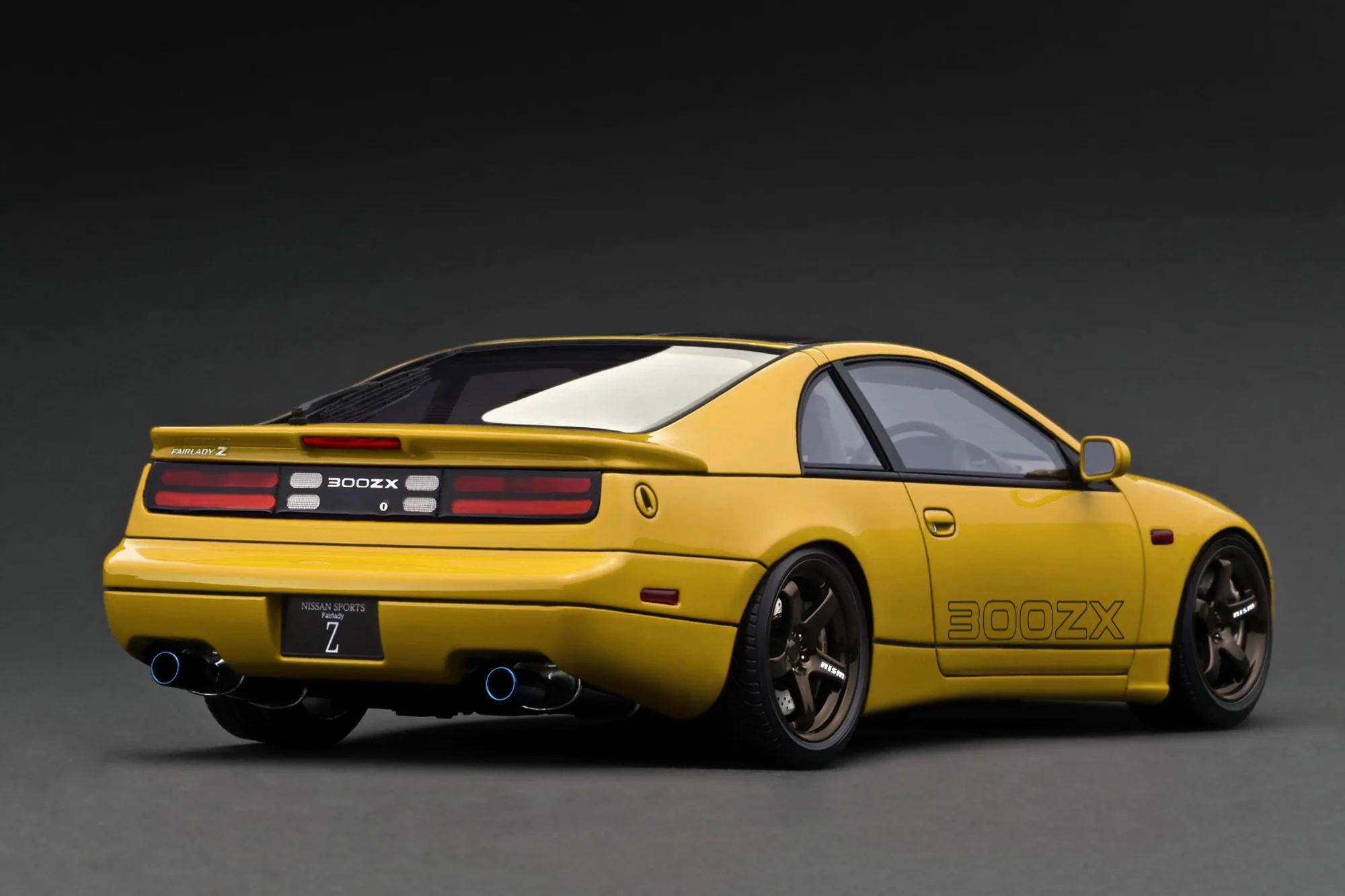 Ignition Model 1:18 Nissan Fairlady Z (Z32) 2+2 in Yellow - Image 3