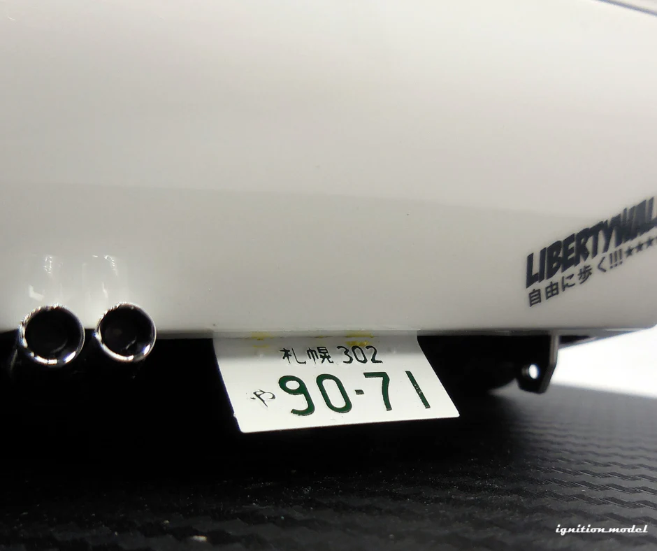 Ignition Model 1:18 Nissan Kenmeri 2DR LB-WORKS in White - Image 11