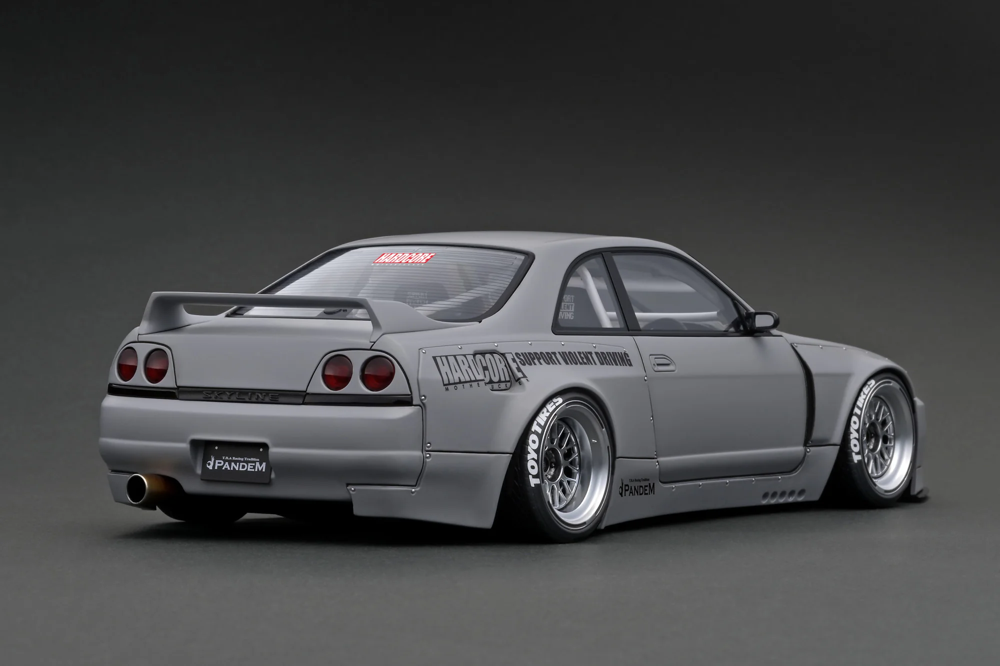 Ignition Model 1:18 Nissan Skyline GT-R (BNCR33) Pandem in Matte Gray - Image 2