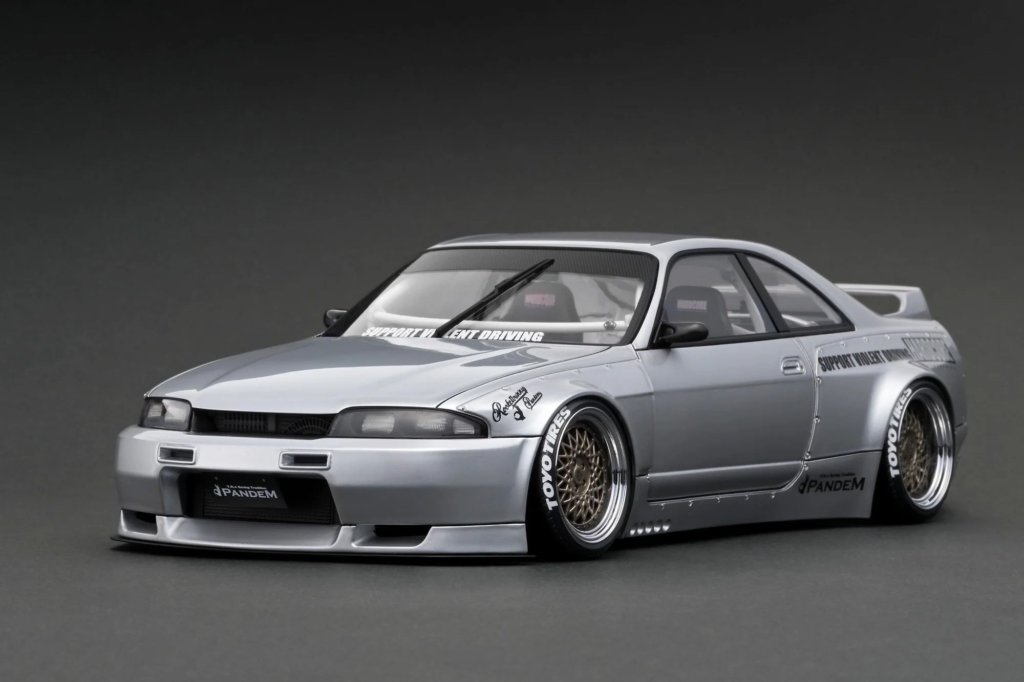 Ignition Model 1:18 Nissan Skyline GT-R (BNCR33) PANDEM in Silver with RB26DETT Engine Display - Image 2