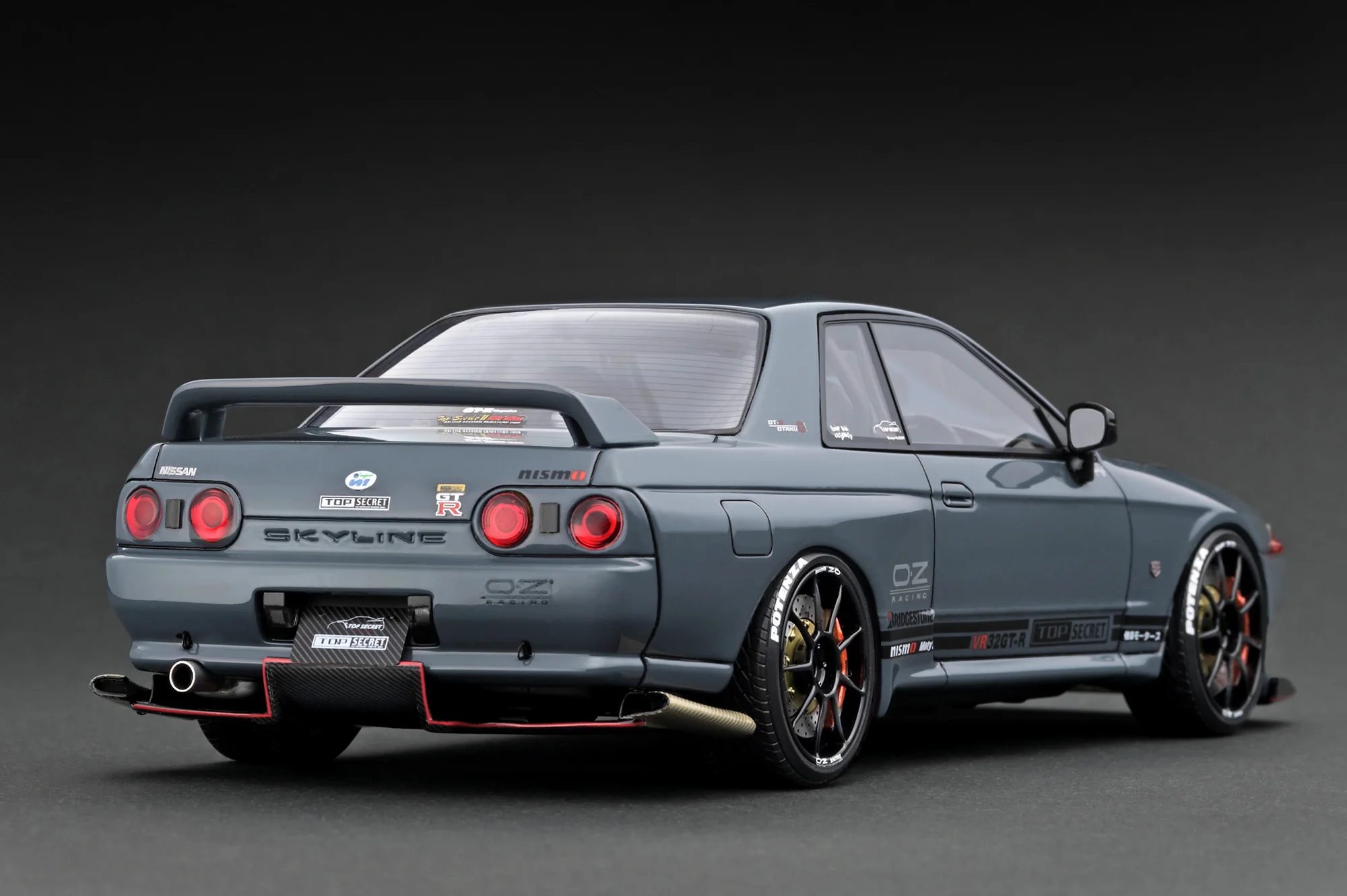 Ignition Model 1:18 Nissan Skyline GT-R (VR32) in Gray - Image 2