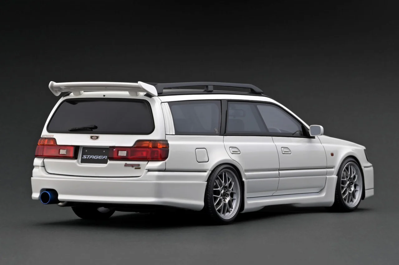 Ignition Model 1:18 Nissan Stagea 260RS (WGNC34) in Pearl White - Image 3