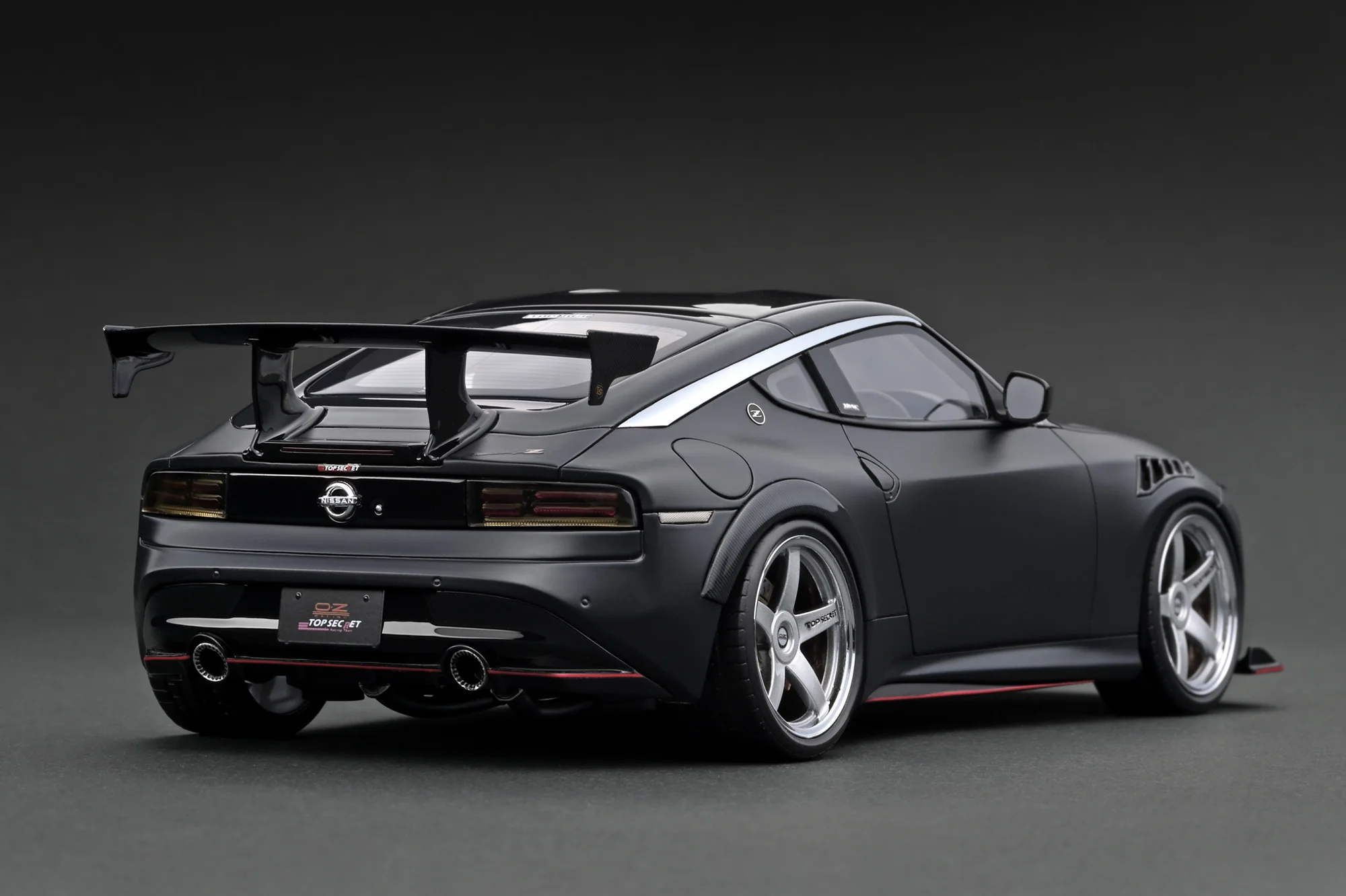 Ignition Model 1:18 Nissan Z Fairlady (RZ34)TOP SECRET in Matte Black - Image 2