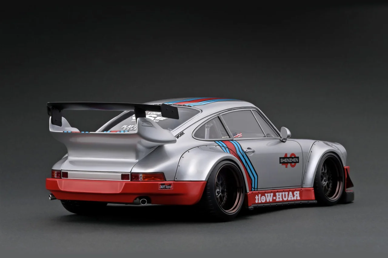 Ignition Model 1:18 Porsche 930 RWB in Silver/Red - Image 2