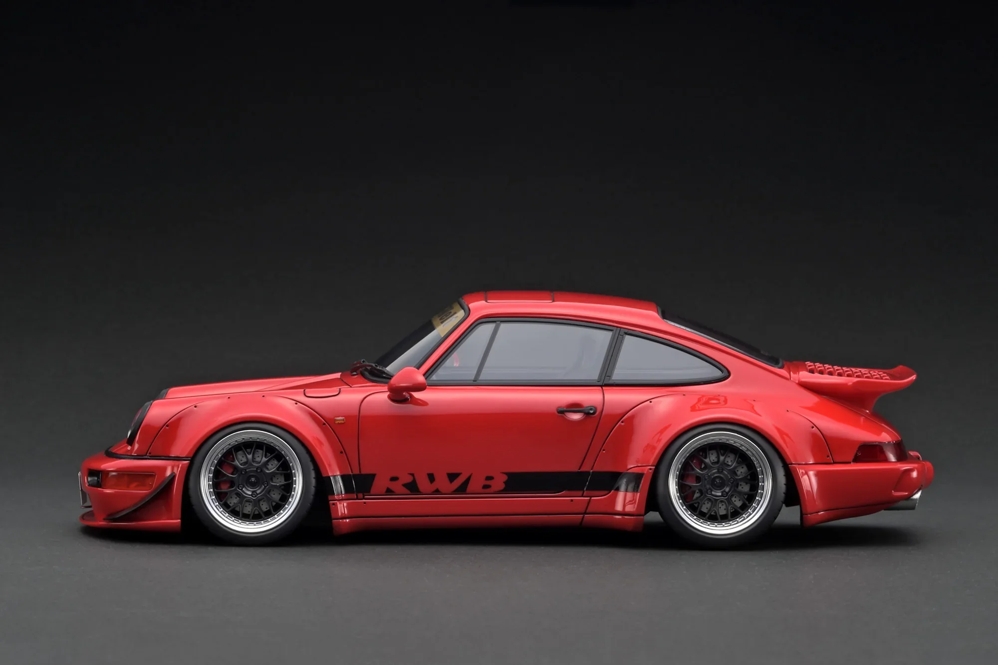 Ignition Model 1:18 Porsche 964 RWB in Red - Image 2