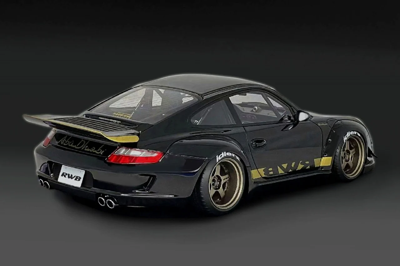 Ignition Model 1:18 Porsche 997 GT3 in Black - Image 3