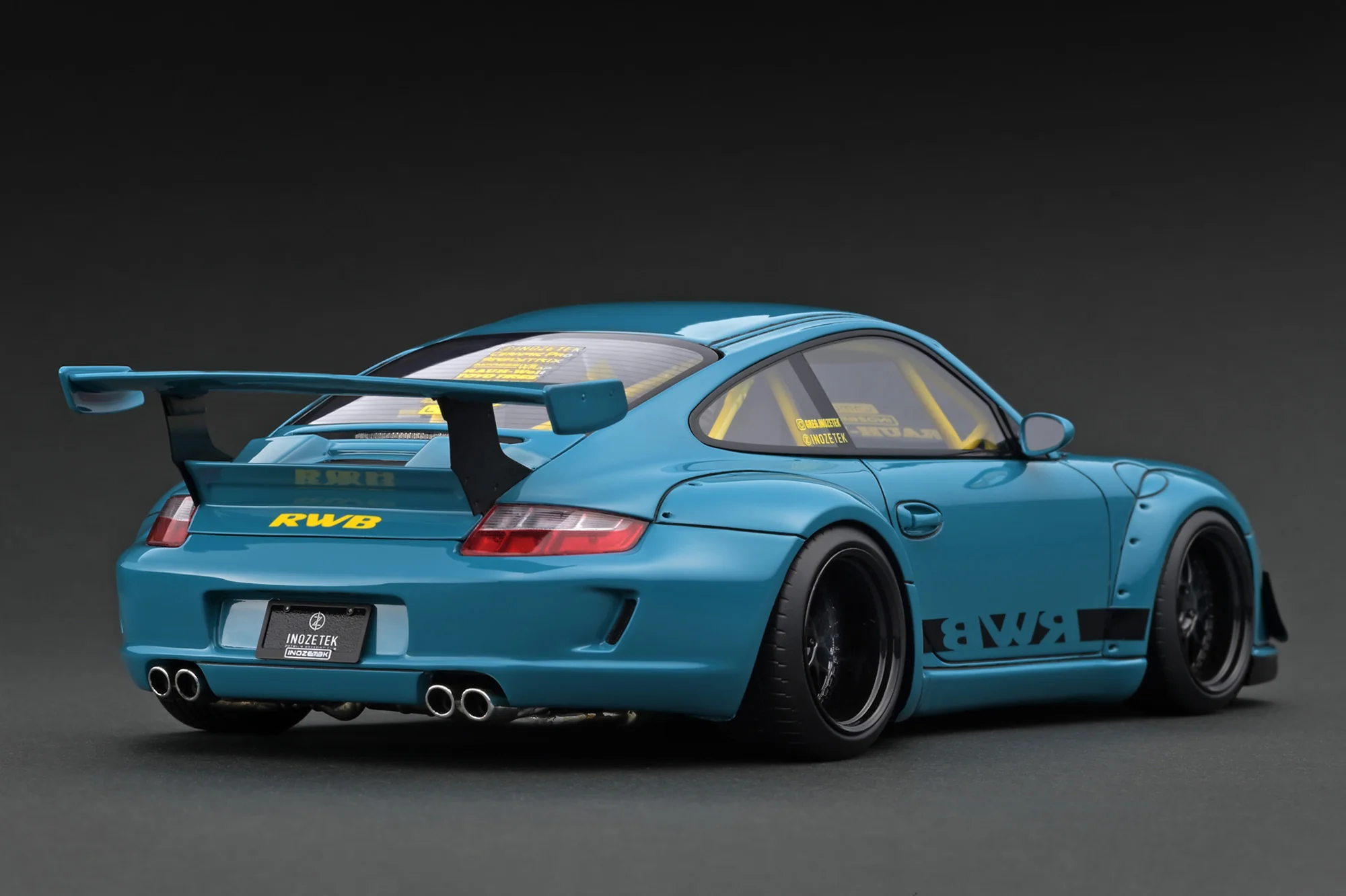 Ignition Model 1:18 Porsche 997 in Green - Image 2