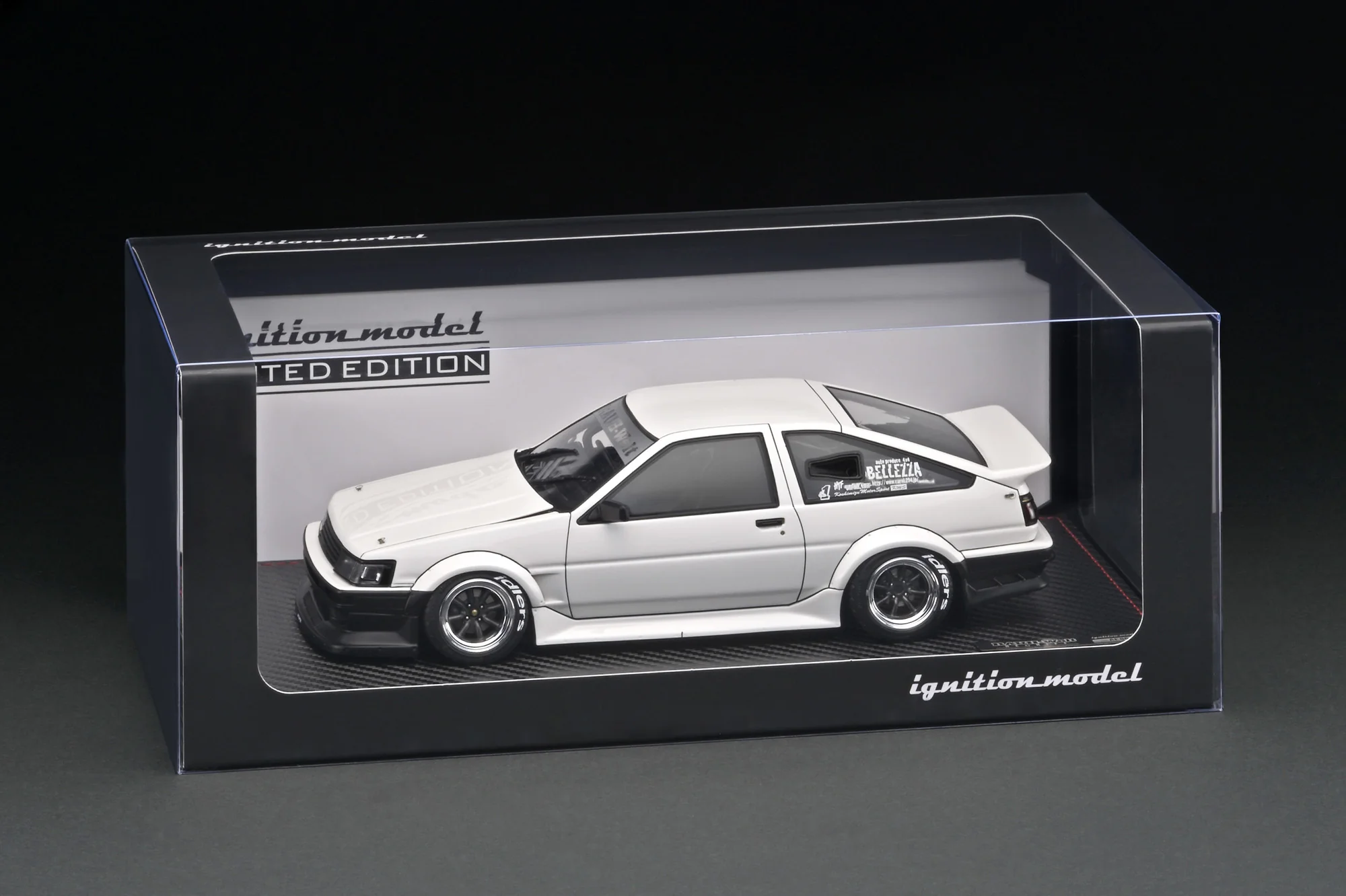 Ignition Model 1:18 Toyota AE86 RWB in White & Black with 4AG Engine Display - Image 7
