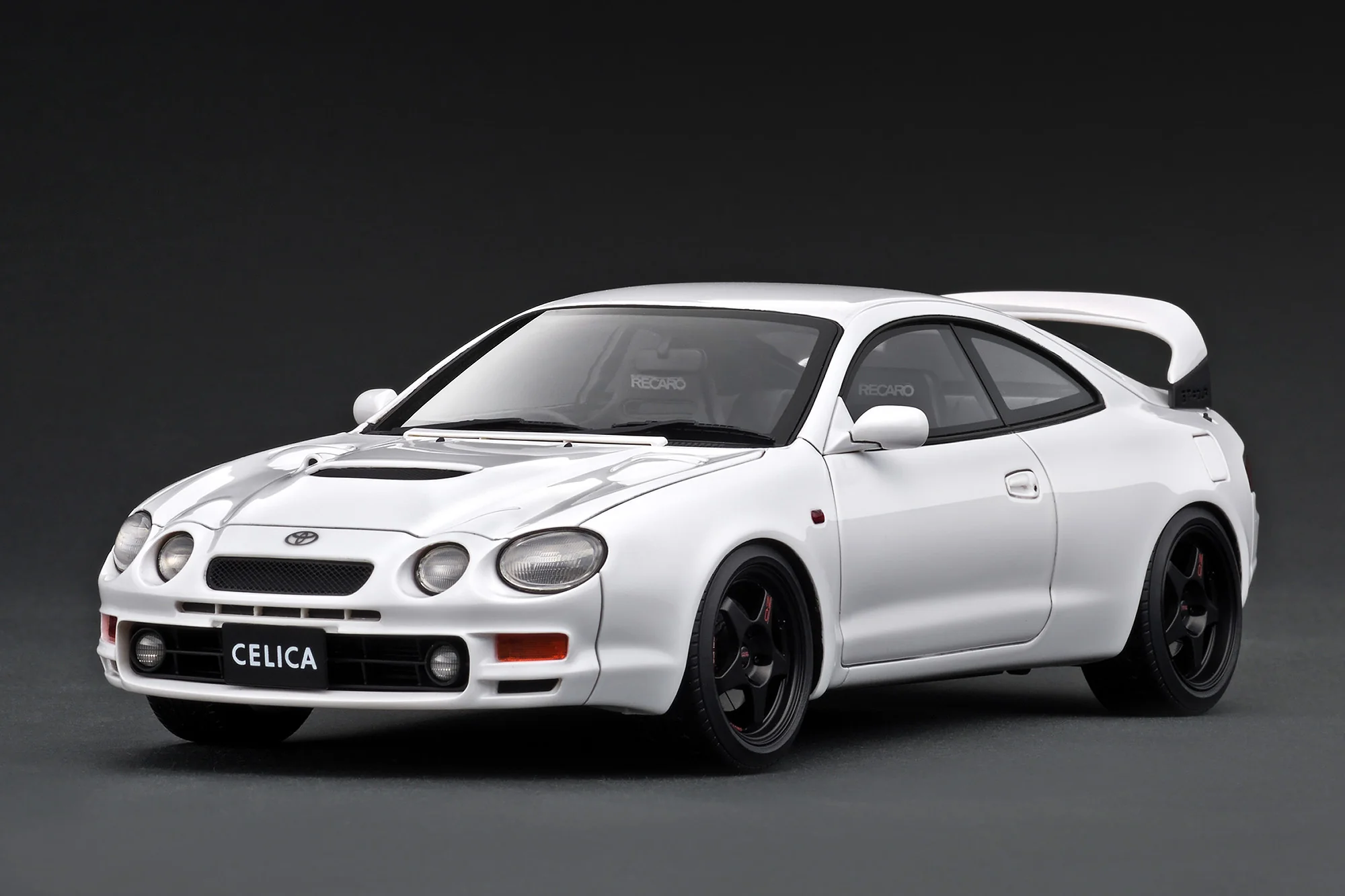 Ignition Model 1:18 Toyota Celica (ST205) GT-FOUR in White