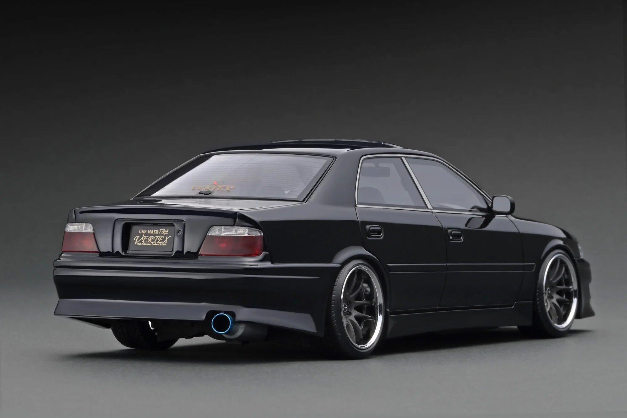 Ignition Model 1:18 Toyota Chaser (JZX100) VERTEX in Black - Image 3