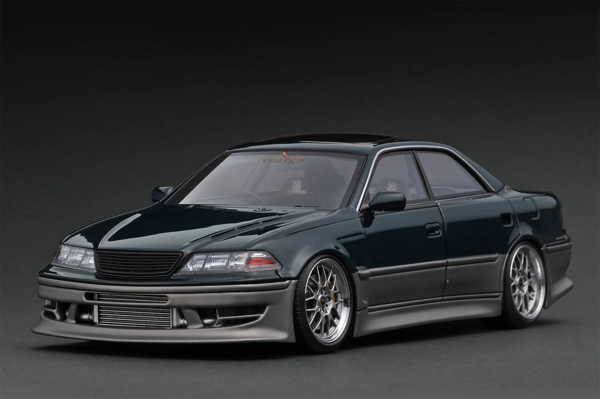 Ignition Model 1:18 Toyota Mark-II (JZX100) VERTEX in Dark Green Metallic / Gun Metallic