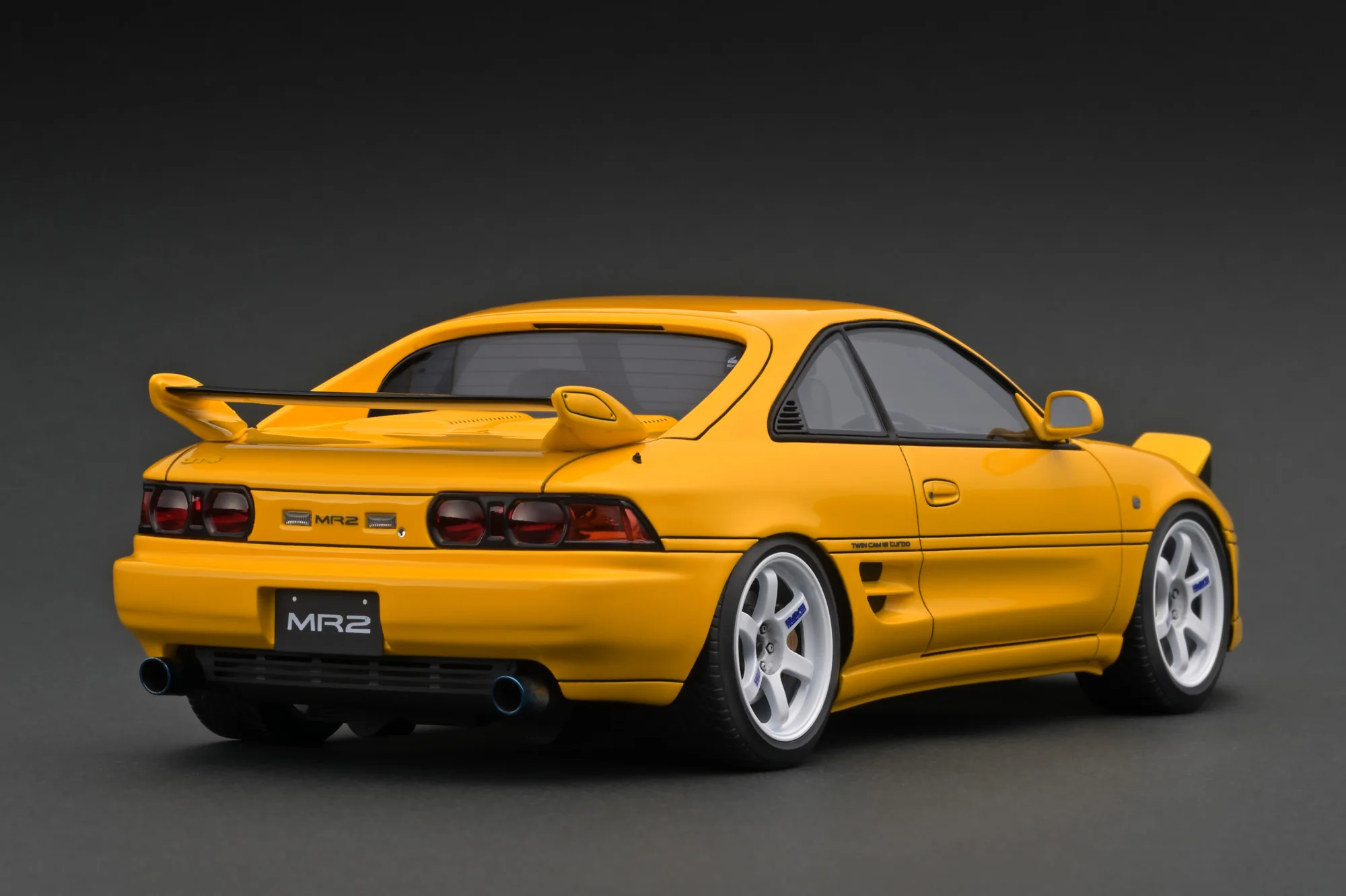 Ignition Model 1:18 Toyota MR2 (SW20) in Yellow - Image 3