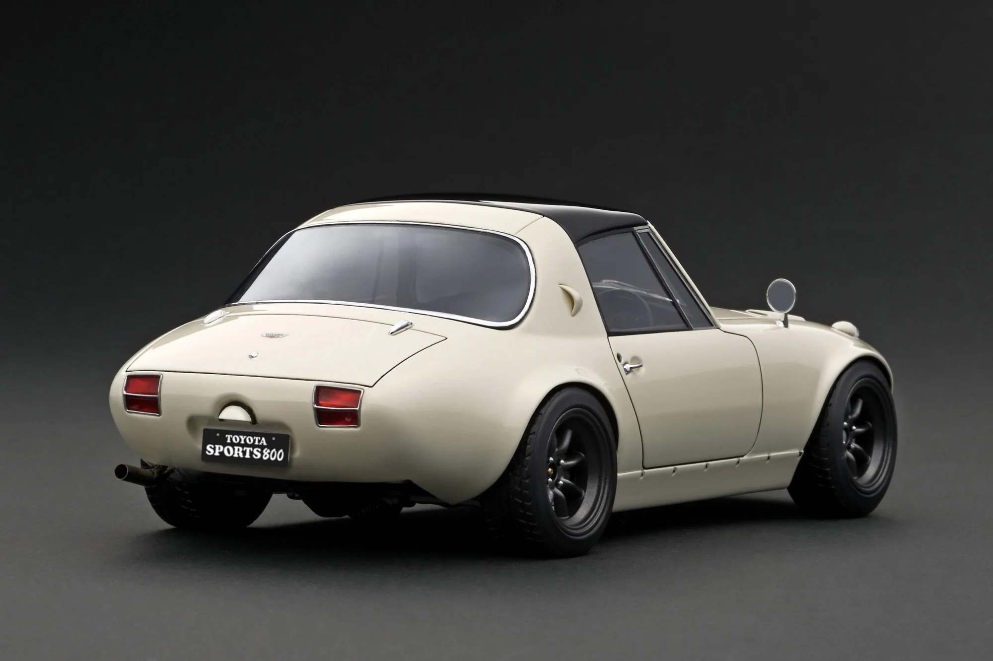 Ignition Model 1:18 Toyota Sports 800 NOB Hachi Version in White - Image 2