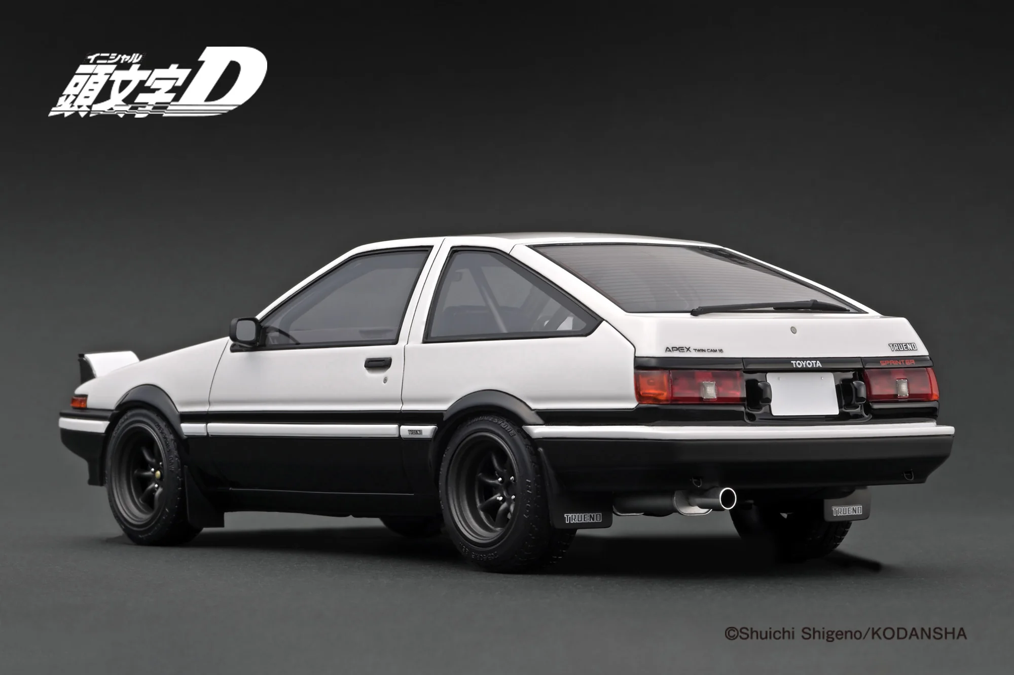 Ignition Model 1:18 Toyota Sprinter Trueno (AE86) 3DR in White & Black with Mr. Bunta Fujiwara - Image 3