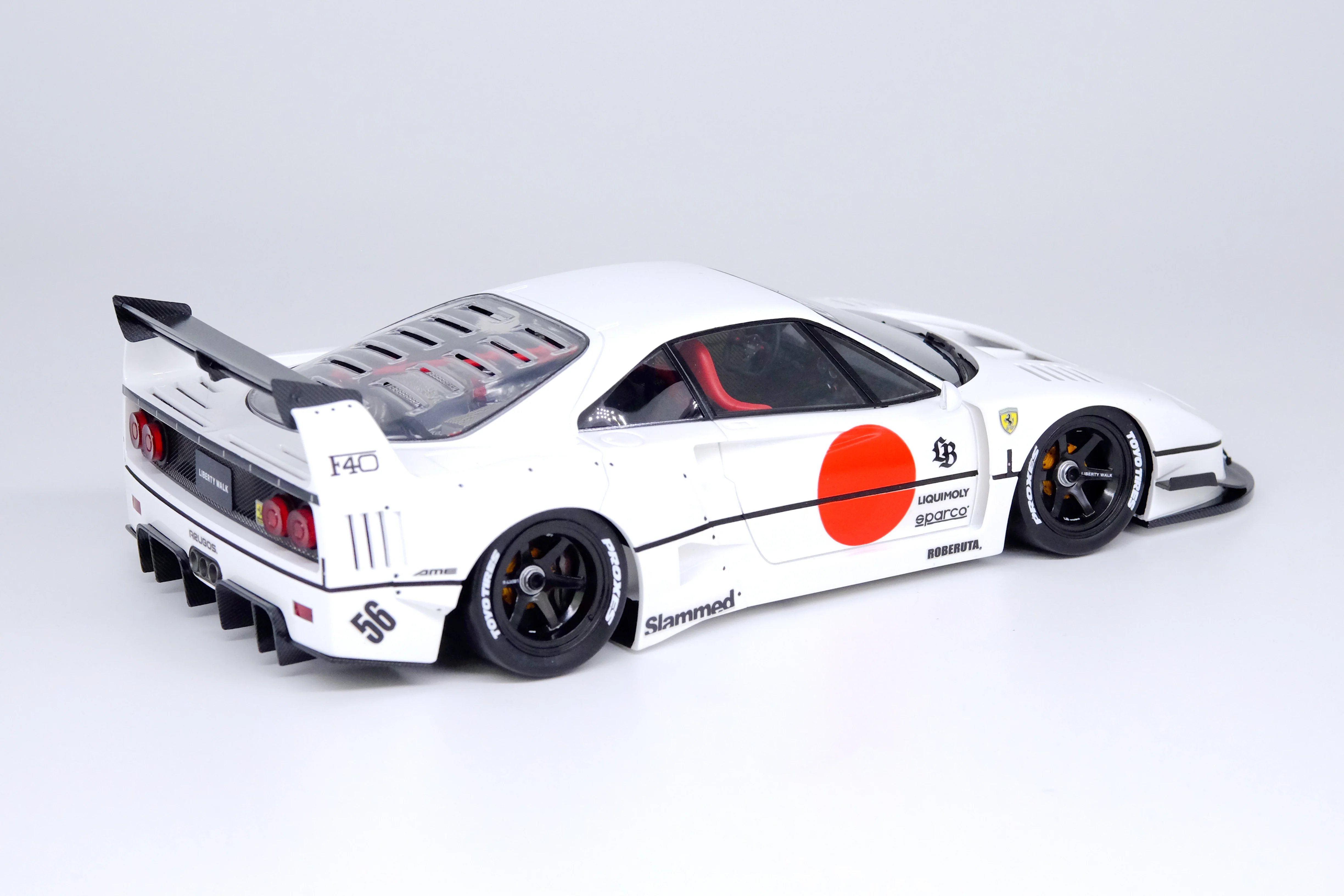INNO Models 1:18 Ferrari F40 Liberty Walk in White Tokyo Auto Salon 2023 - Image 5