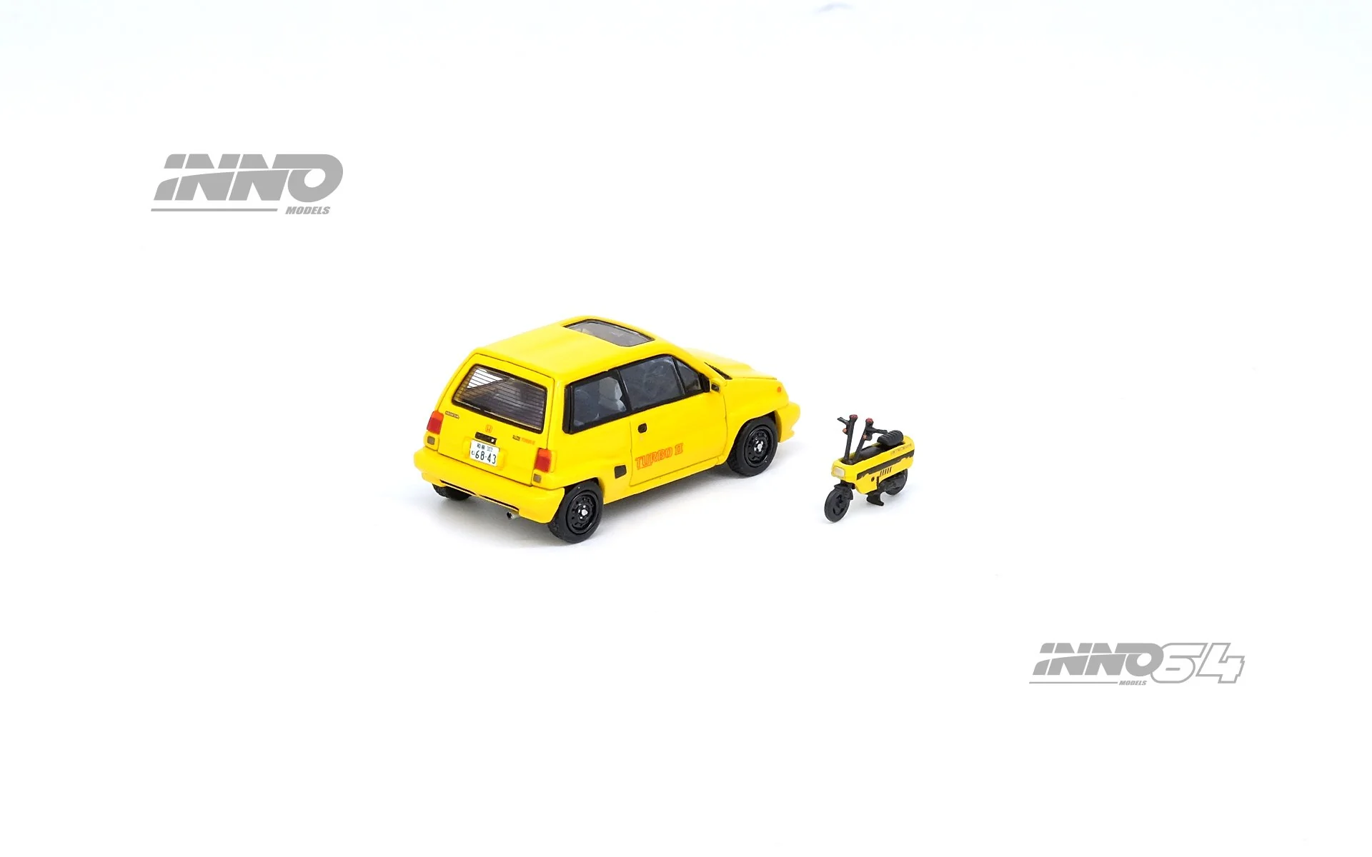 INNO64 1:64 Honda City Turbo II in Yellow with Motocompo - Image 2