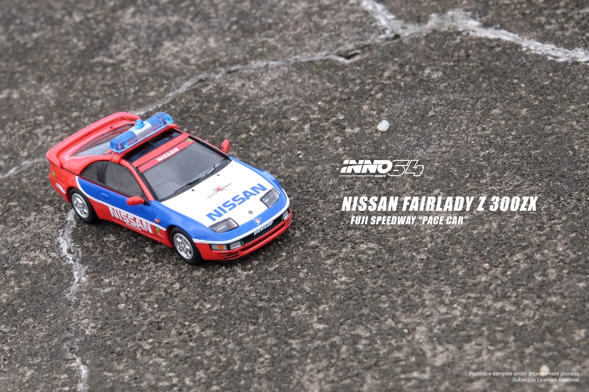 INNO64 1:64 Nissan Fairlady Z (Z32) Fuji Speedway "Pace Car" - Image 5