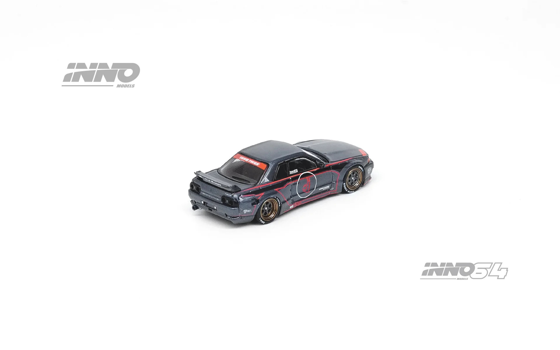 INNO64 1:64 Nissan Skyline GT-R R32 Pandem by WD Ultimate - Image 2