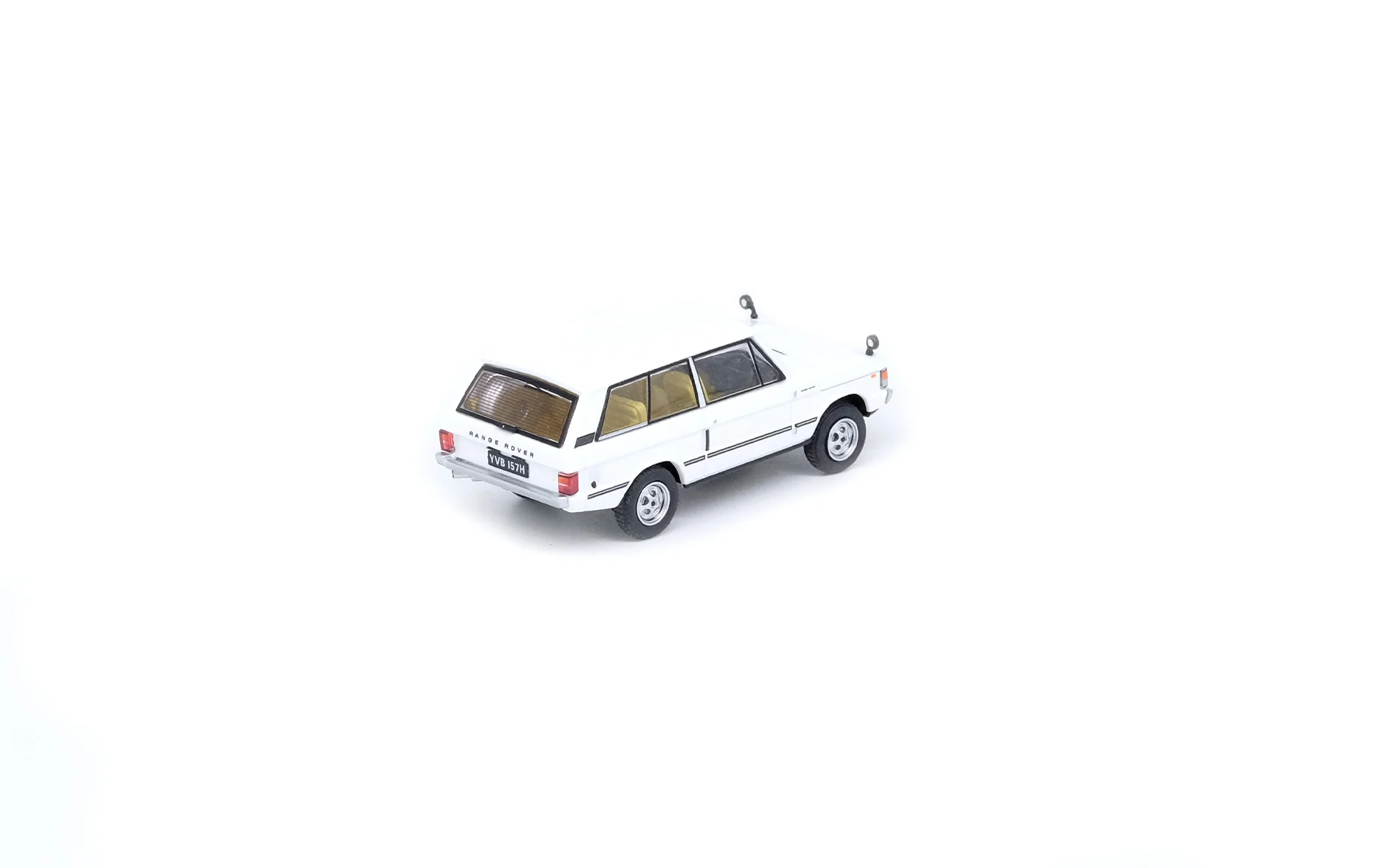 INNO64 1:64 Range Rover "CLASSIC" in White - Image 2