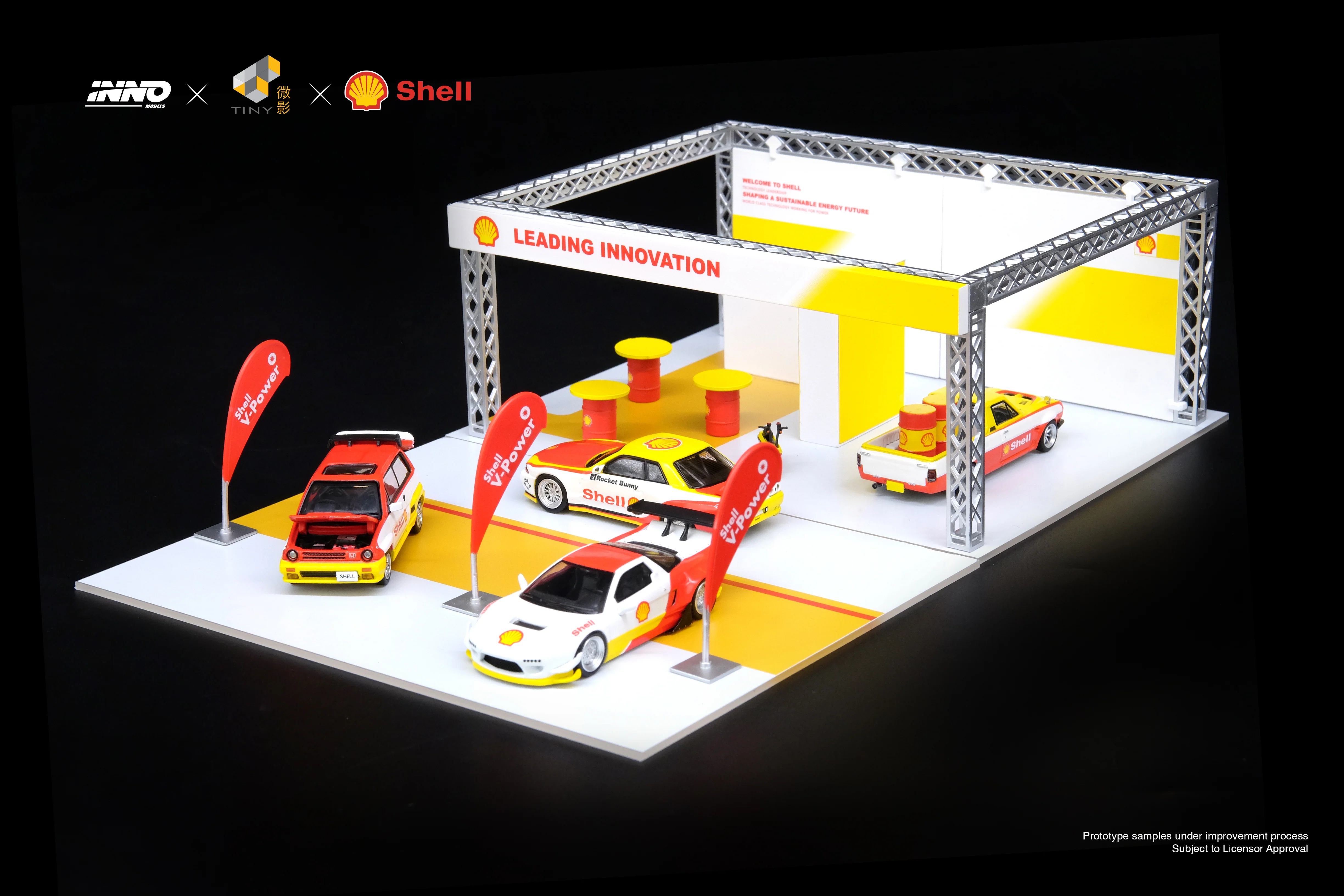 INNO64 1:64 Shell Collection Kiosk and Model Cars Set - Image 3