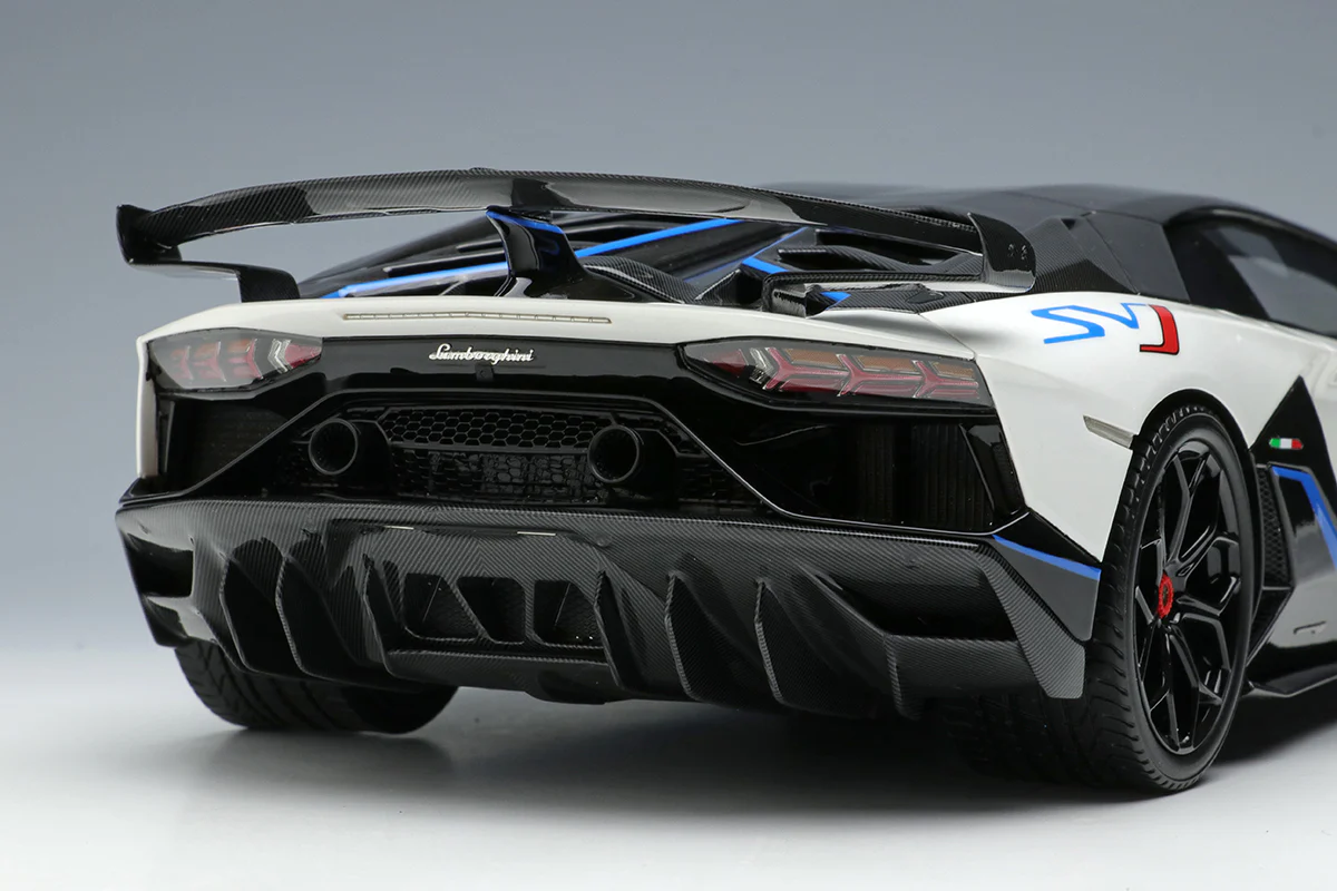 Make Up Co., Ltd / EIDOLON 1:18 Lamborghini Aventador SVJ 63 2018 Carbon Package - Image 5