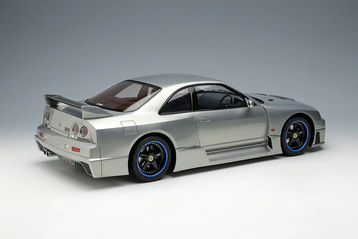 Make Up Co., Ltd / Eidolon 1:18 Nissan Skyline (BNCR33) NISMO GT-R LM Roadcar 1995 - Image 3