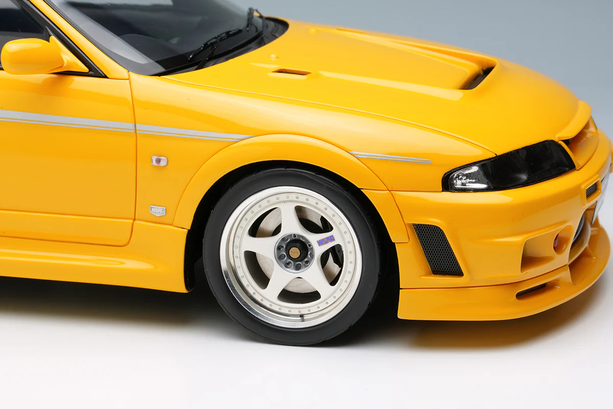 Make Up Co., Ltd / Eidolon 1:18 Nissan Skyline GT-R (BCNR33) NISMO 400R Edition - Image 4