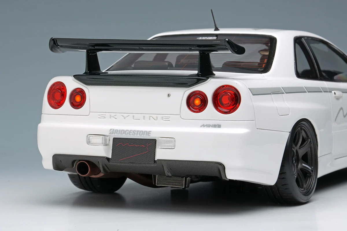 Make Up Co., Ltd / Eidolon 1:18 Nissan Skyline GT-R (BNR34) Mine's V-spec N1 Tokyo Auto Salon 2024 - Image 9