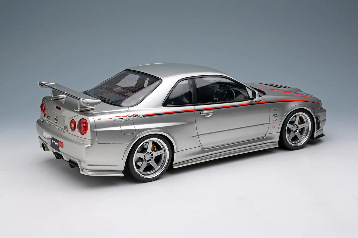 Make Up Co., Ltd / Eidolon 1:18 Nissan Skyline GT-R (BNR34) NISMO R-Tune Version 2004 in Silver - Image 2