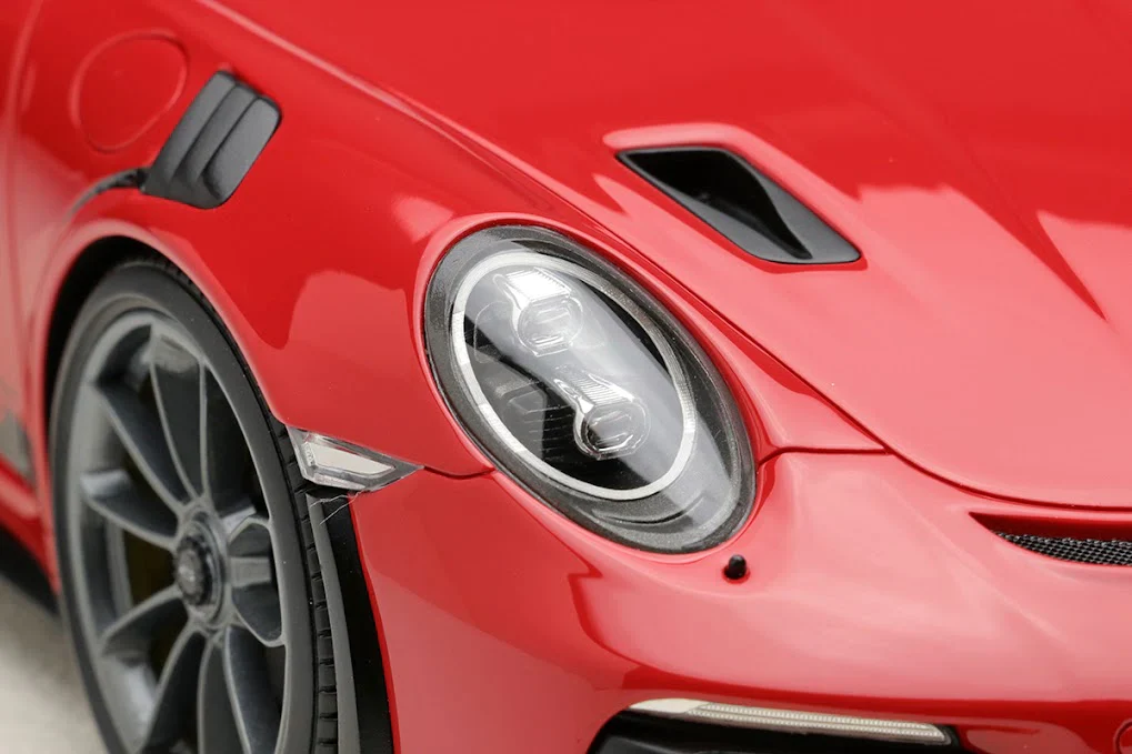 Make Up Co., Ltd / EIDOLON 1:18 Porsche 911 (991.2) GT3 RS 2018 in Guards Red - Image 6