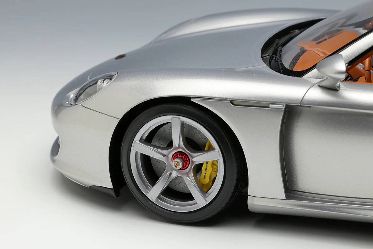 Make Up Co., Ltd / Eidolon 1:18 Porsche Carrera 2004 GT - Image 4