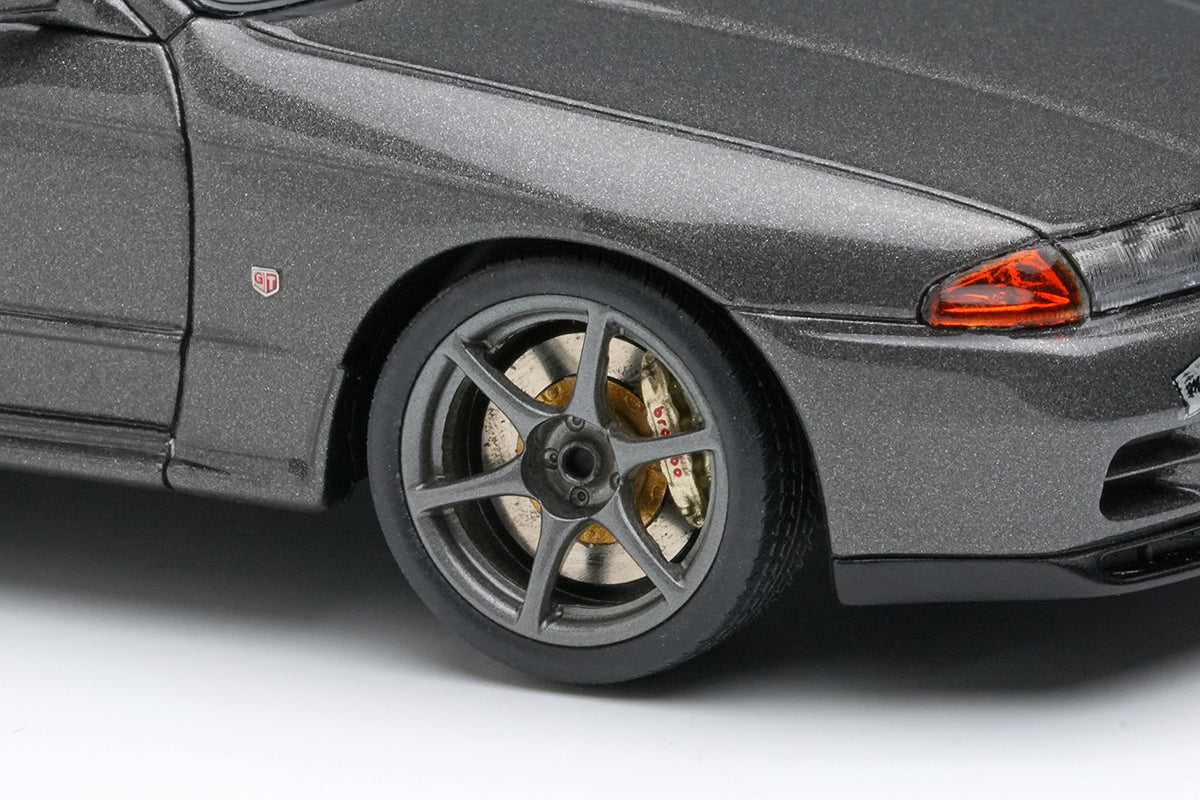 Make Up Co., Ltd / Eidolon 1:43 Nissan Skyline GT-R (BNR32) by Hiroshi Tamura - Image 5