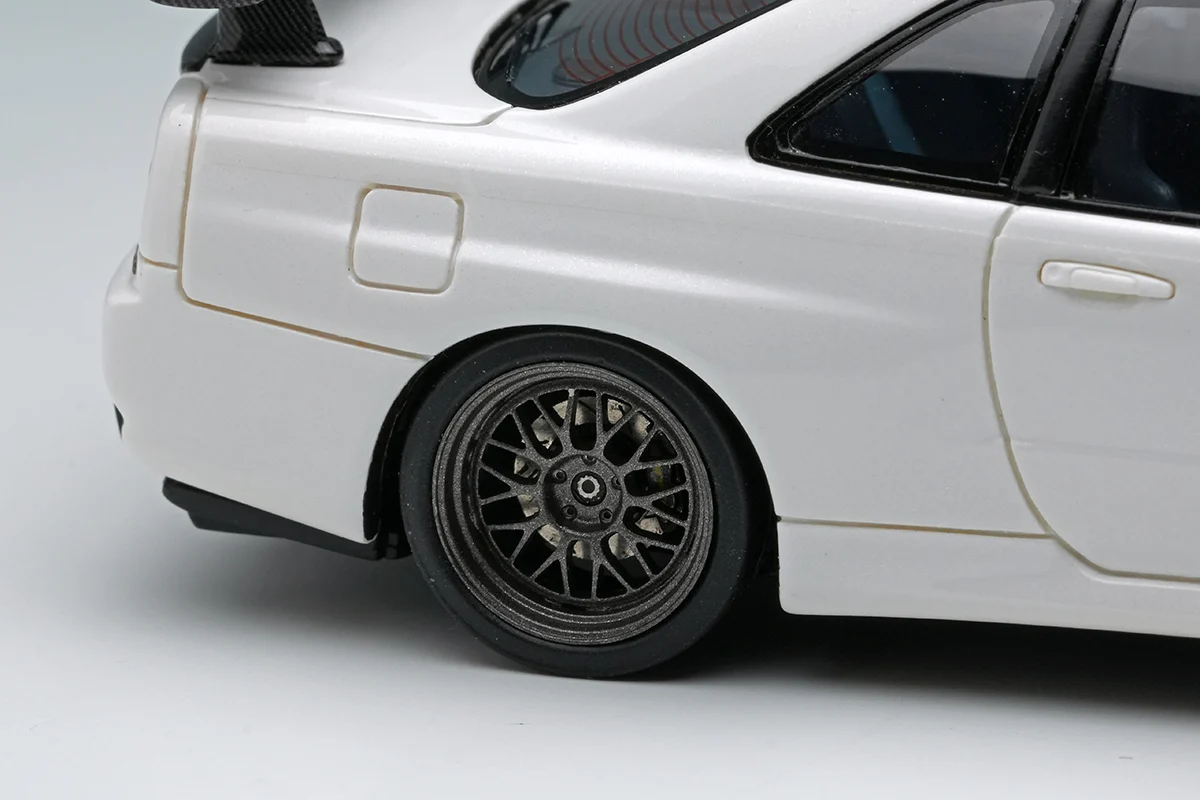 Make Up Co., Ltd / Eidolon 1:43 Nissan Skyline GT-R (BNR34) BUILT BY LEGENDS Mine's - Image 6