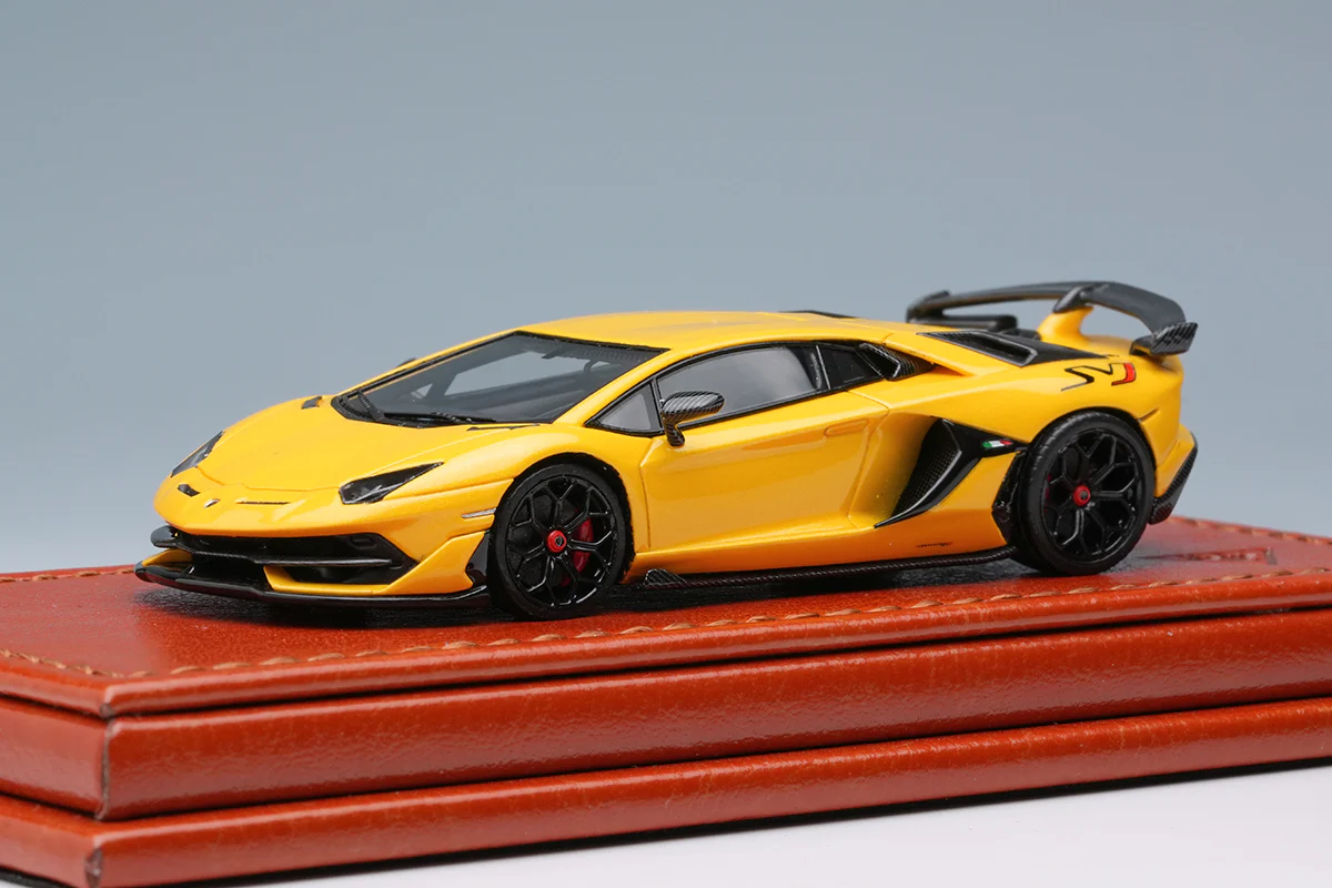 Make Up Co., Ltd /Titan 64 1:64 Lamborghini Aventador SVJ 2018 with Leirion Wheel - Image 3
