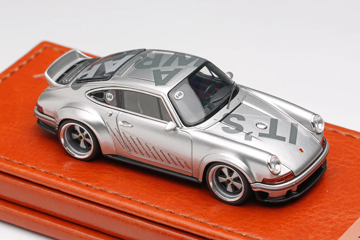 Make Up Co., Ltd / Titan 64 1:64 Porsche 911 (964) Singer DLS - Image 3