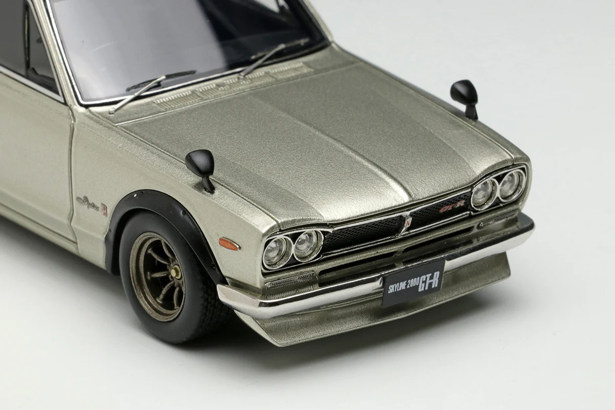 Make Up Co., Ltd / Vision 1:43 Nissan Skyline 2000 GT-R (KPGC110) 1971 with Chin Spoiler and RS Watanabe 8 Spoke - Image 2