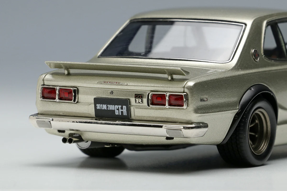 Make Up Co., Ltd / Vision 1:43 Nissan Skyline 2000 GT-R (KPGC110) 1971 with Chin Spoiler and RS Watanabe 8 Spoke - Image 5