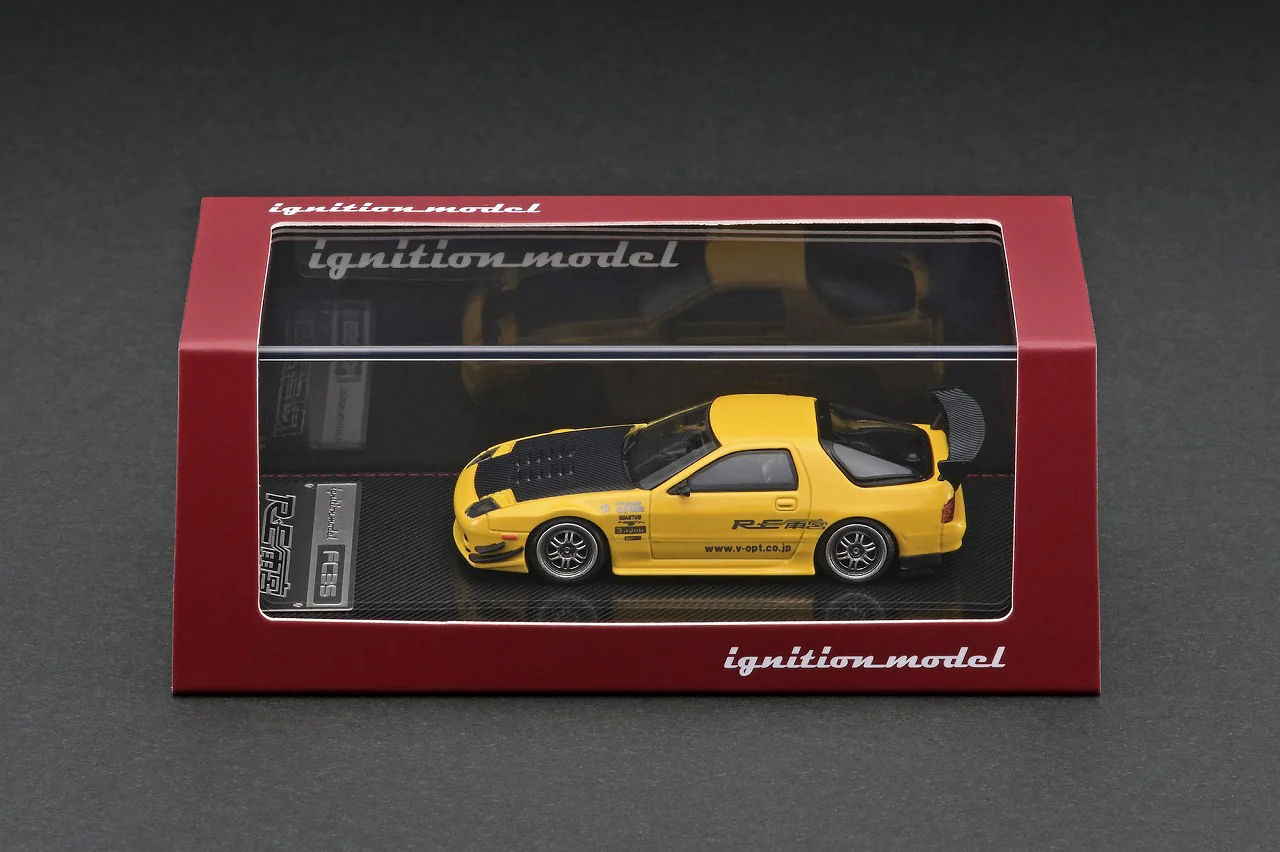 Ignition Model 1:64 Mazda RX-7 (FC3S) RE Amemiya in Yellow - Image 3