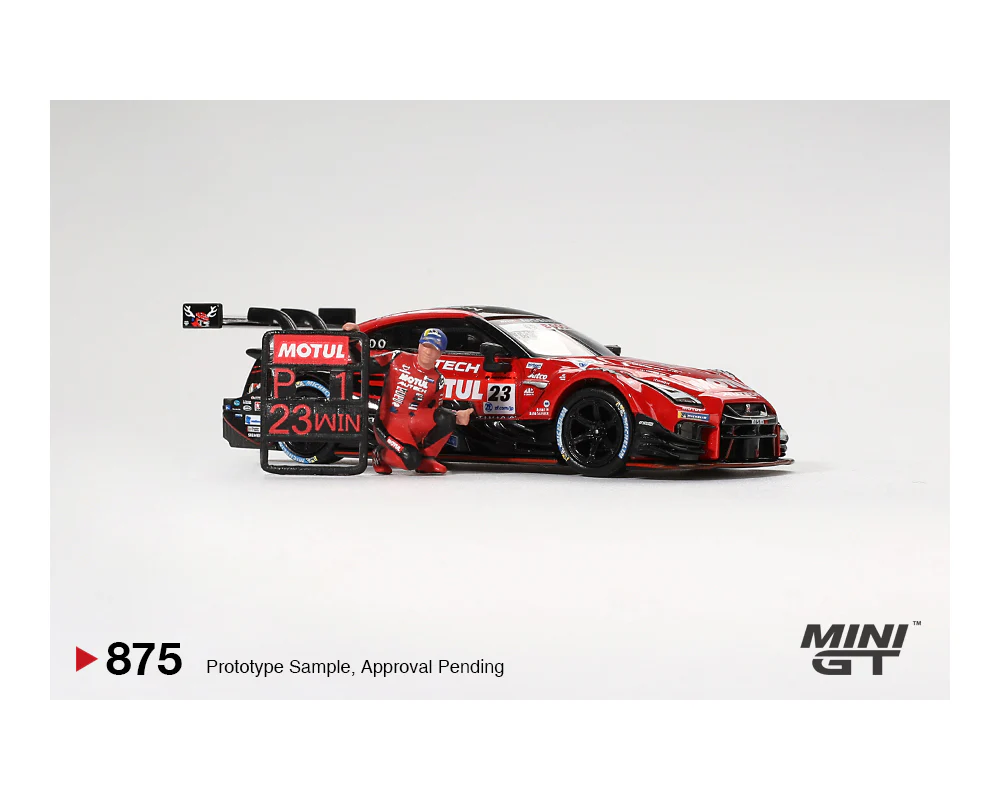 MINI GT 1:64 Nissan GT-R NISMO #23 “MOTUL AUTECH GT-R 2021” SUPER GT SERIES Suzuka Winner with Matsuda Figure