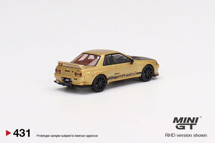 MINIGT 1:64 Nissan Skyline GT-R Top-Secret VR32 in Gold - Image 2