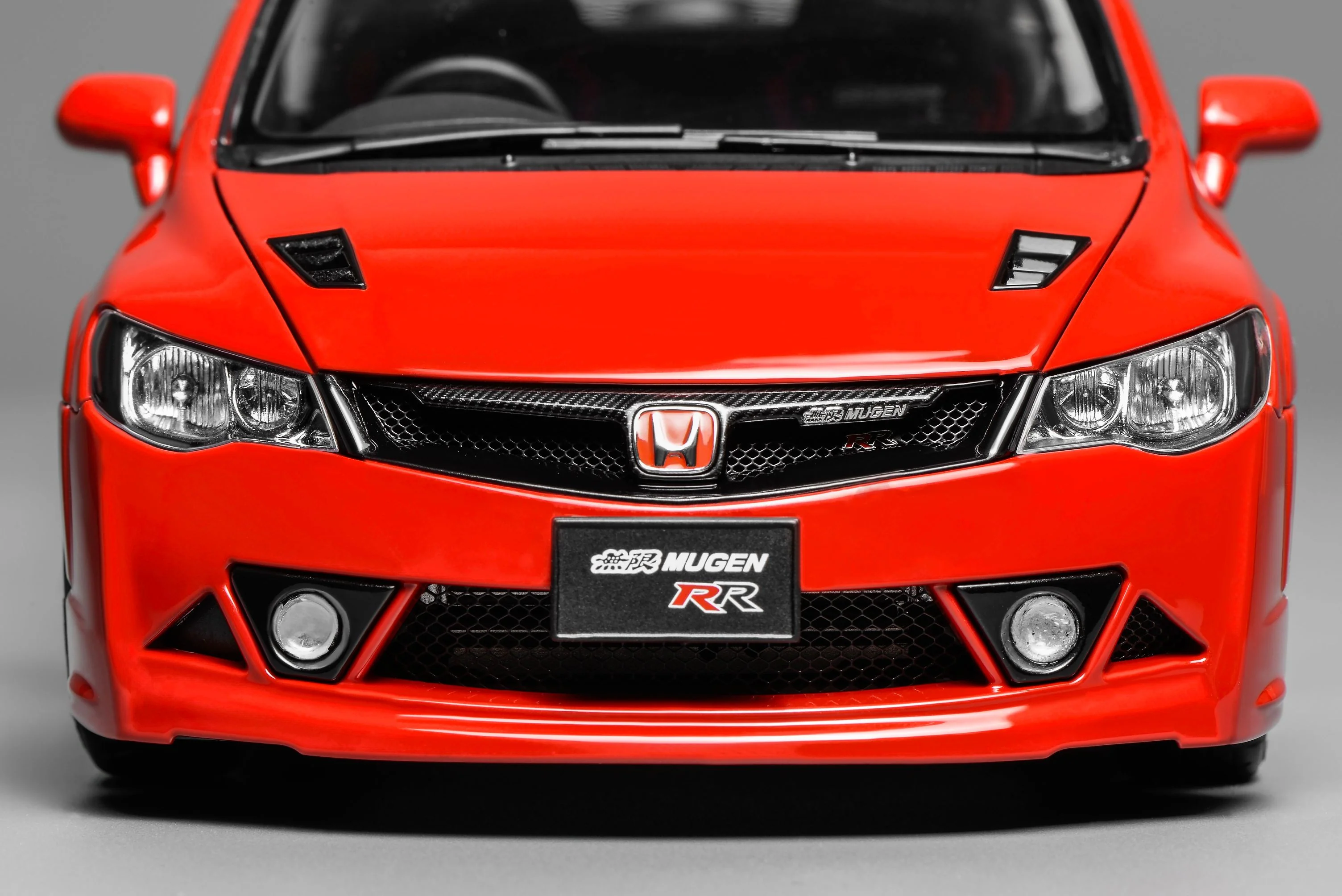 MotorHelix 1:18 Honda Civic Type-R (FD2) MUGEN RR in Milano Red - Image 9