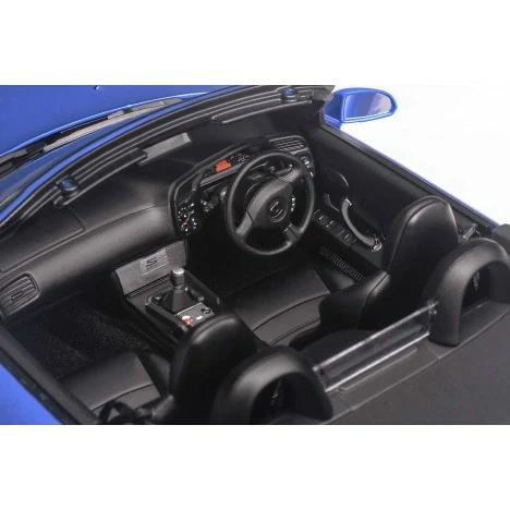 MotorHelix 1/18 Honda S2000 (AP2) in Bermuda Blue - Image 4