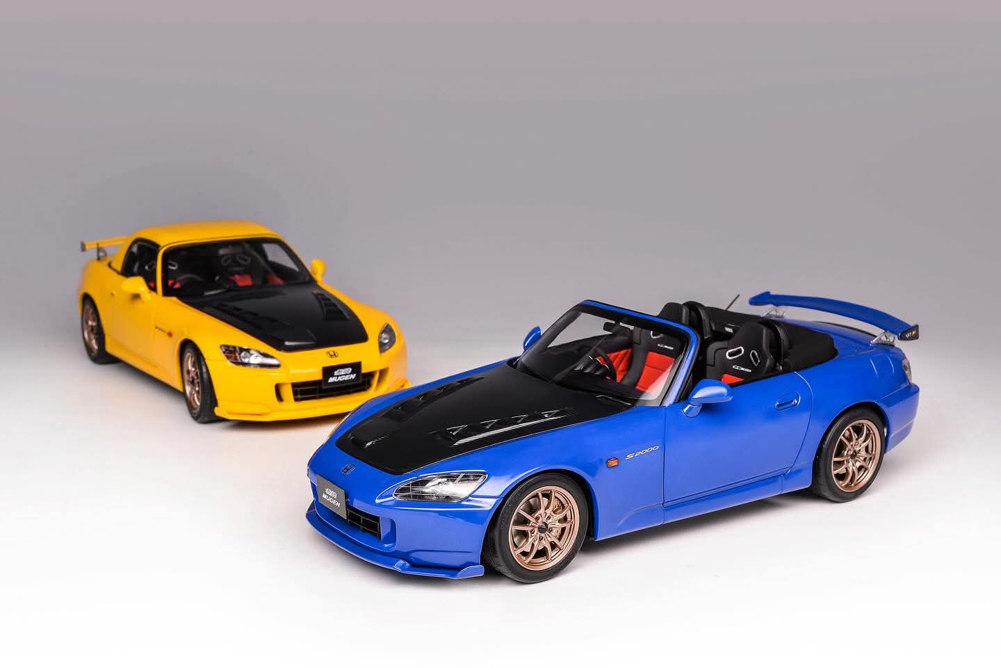 MotorHelix 1/18 Honda S2000 (AP2) MUGEN in New Indy Yellow Pearl - Image 10