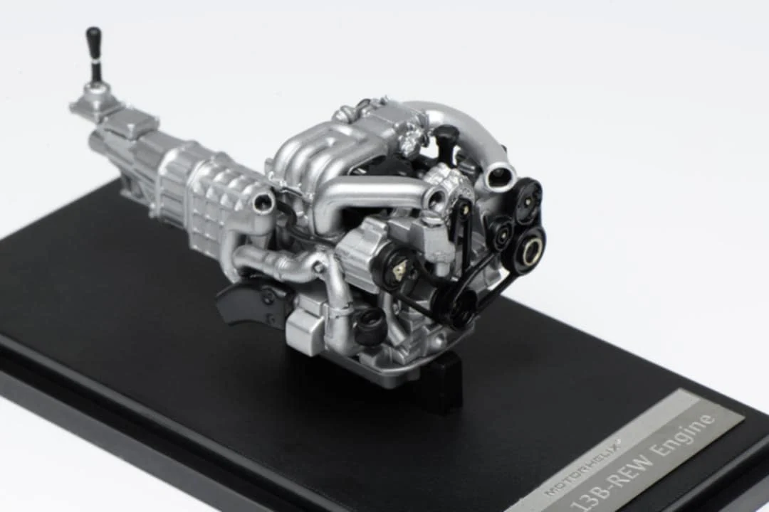 MotorHelix 1:18 Mazda RX-7 13B-REW Engine Display - Image 7