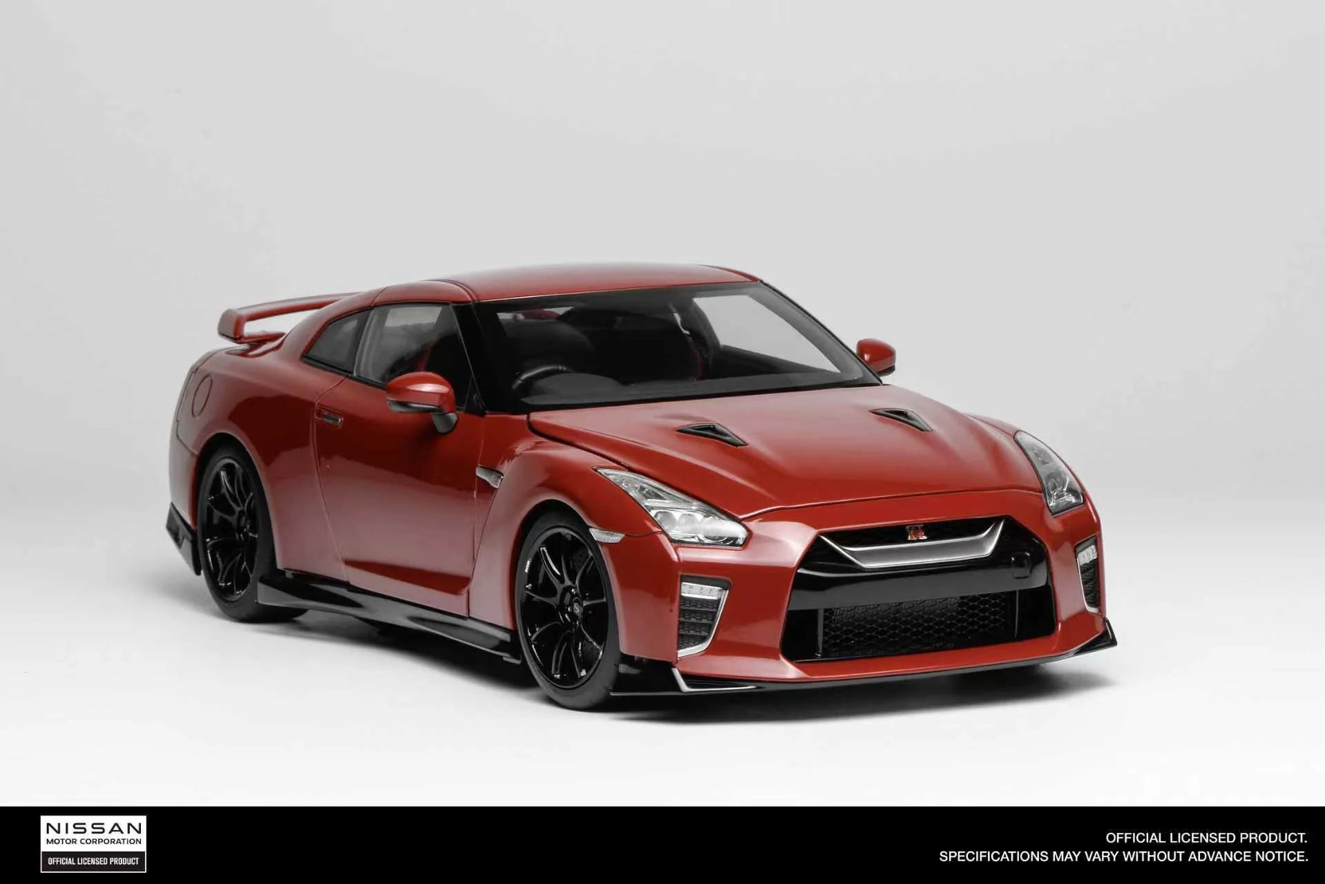 MotorHelix 1:18 Nissan Skyline GT-R Customized Version in Metallic Red - Image 4