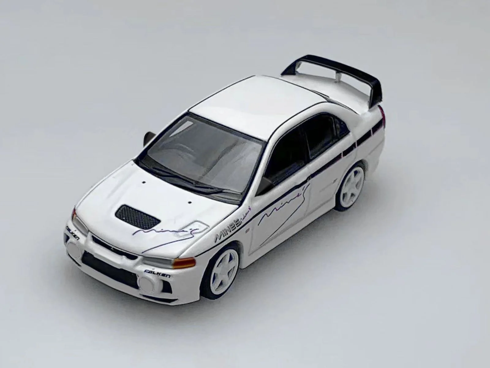 *PREORDER* MotorHelix 1:64 Mitsubishi Lancer IV GSR Mine’s Livery - Image 3