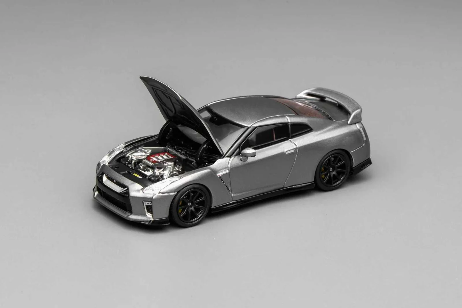MotorHelix 1:64 Nissan GT-R (R35) Track Edition Engineered by NISMO 2020 in Dark Metal Gray