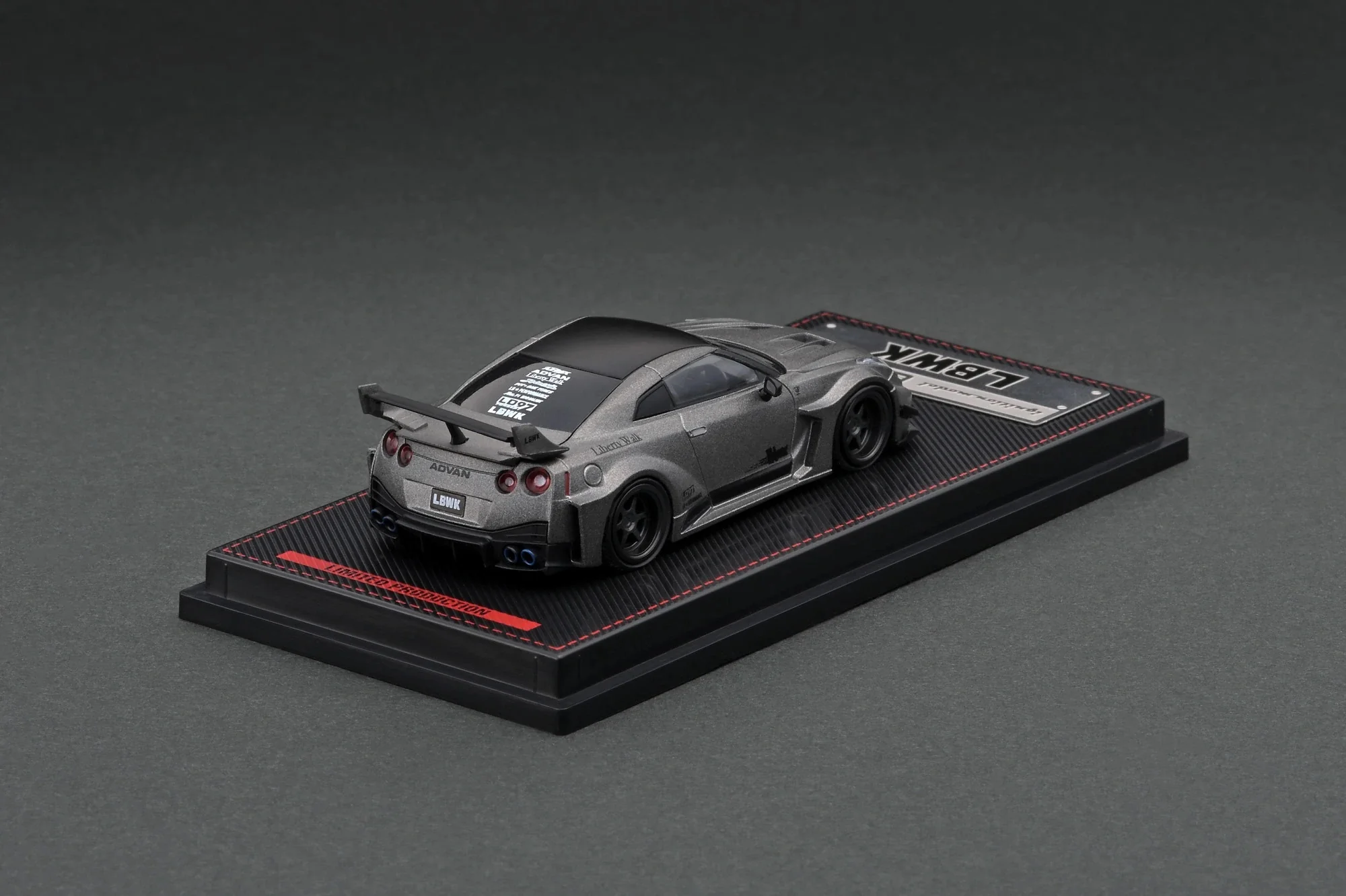 Ignition Model 1:64 Nissan Skyline GT-R 35GT-RR LBWK in Titanium Gray - Image 2
